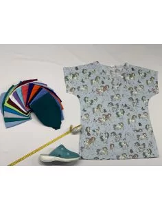 Bluza medicala imprimata model 15 - unicorni 02